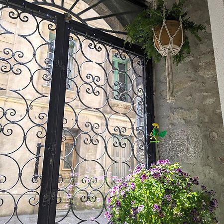 Appartement Saint Jean 2 Cosy Et Confort Вилфранш-дьо-Конфлон Екстериор снимка
